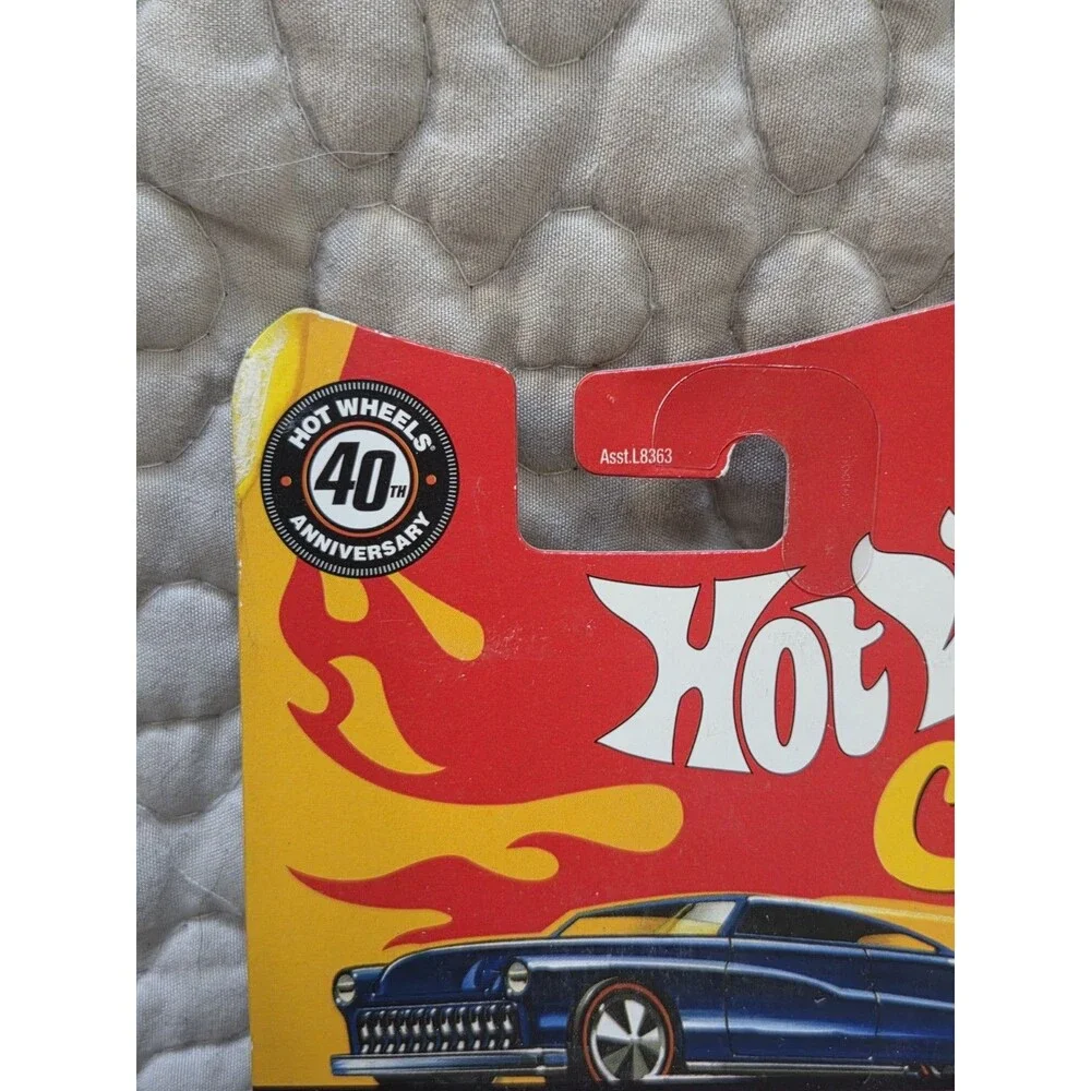 Hot Wheels Classics Series 4 w/button, #5 68 Mercury Cougar, magenta Nice & HTF!